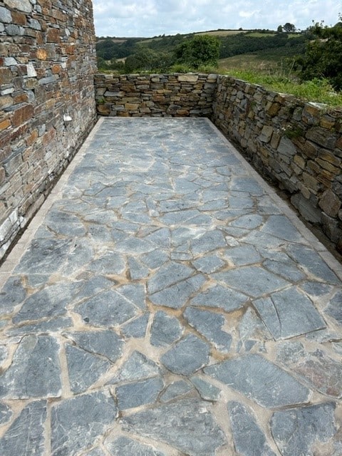 Blue grey crazy paving