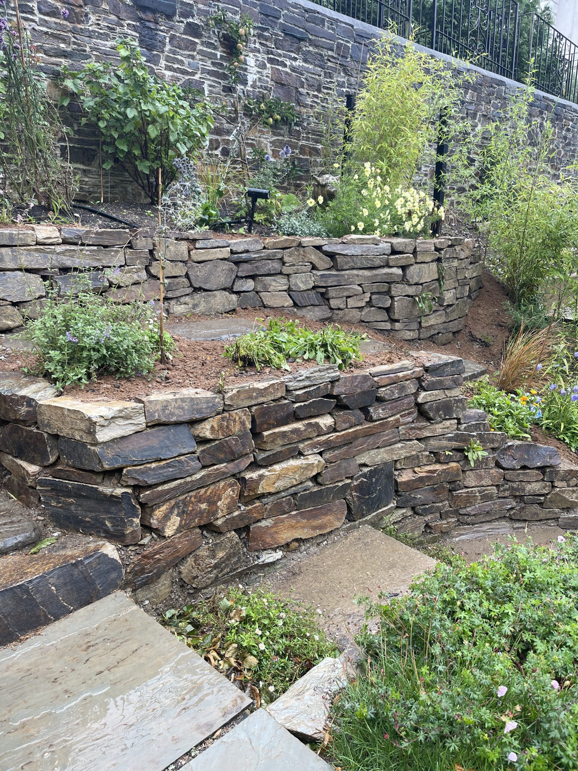 small slate walling stone