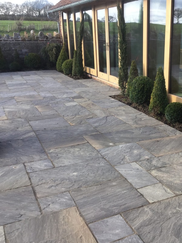 Black sandstone paving